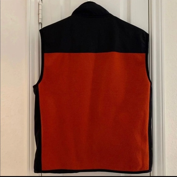 ✋AE American Eagle Men Performance Fleece Vest UT Football Texas Austin TX - Picture 3 of 4